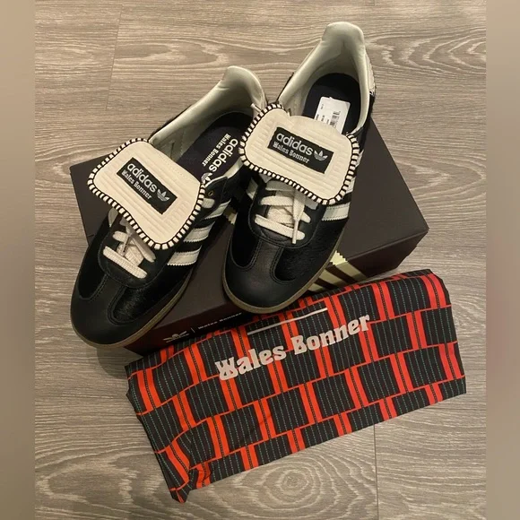 靴 Adidas x Wales Bonner Pony Tonal Samba Adidas x Wales Bonner Pony Tonal Samba Shoes – Extra Butter